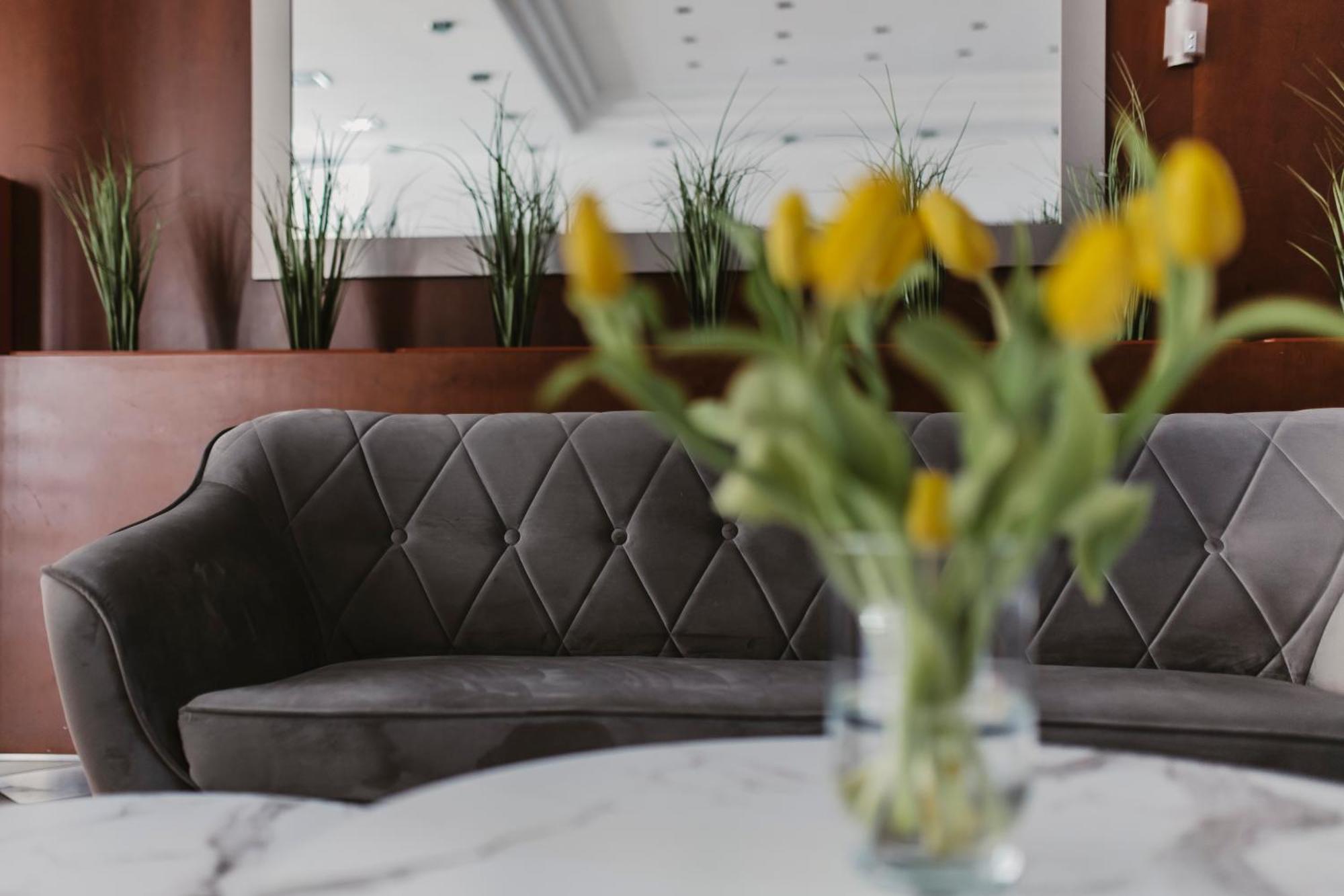 Hotel I Restauracja Borowianka Ostrów Wielkopolski 外观 照片