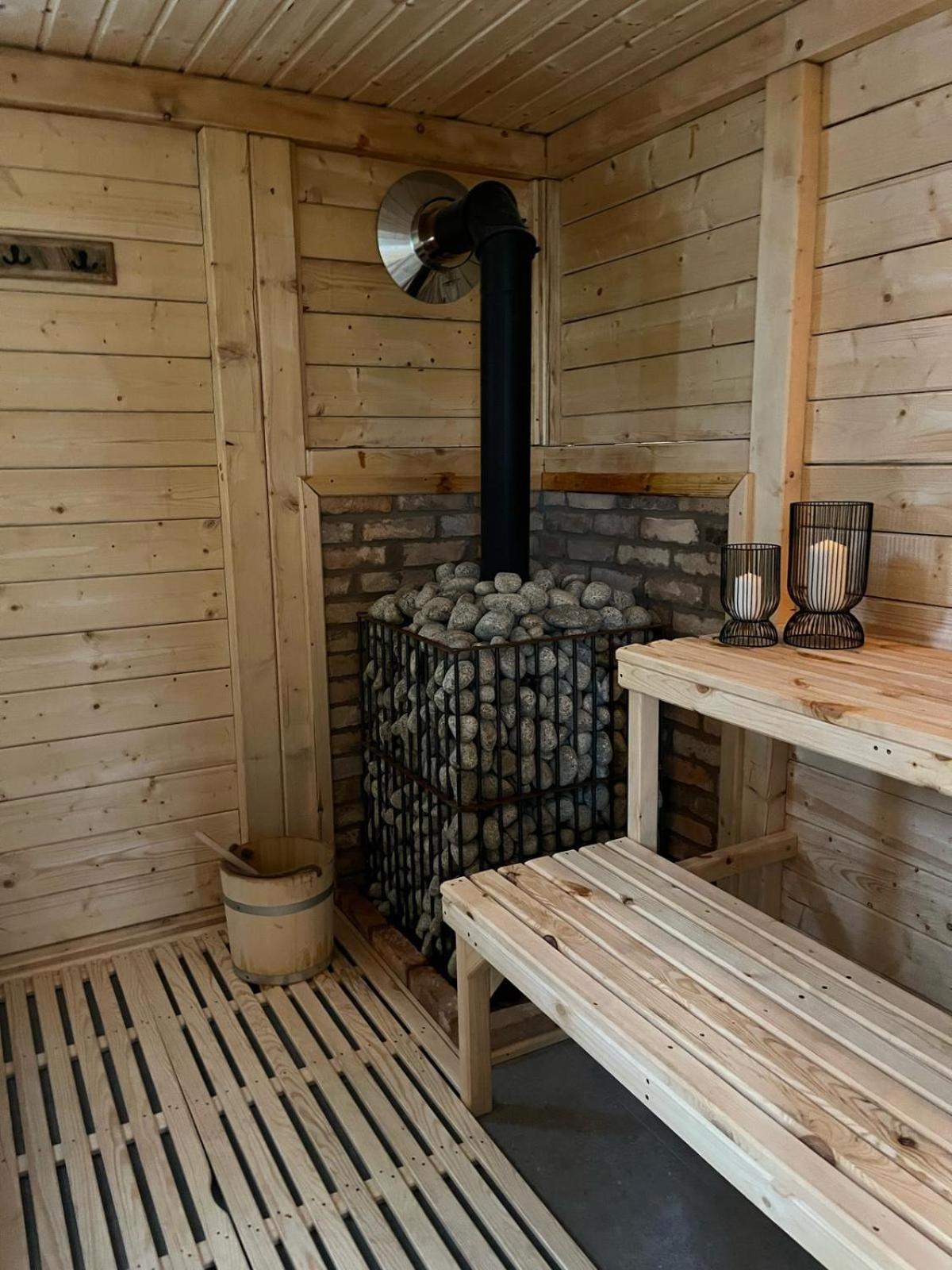 Hotel I Restauracja Borowianka Ostrów Wielkopolski 外观 照片