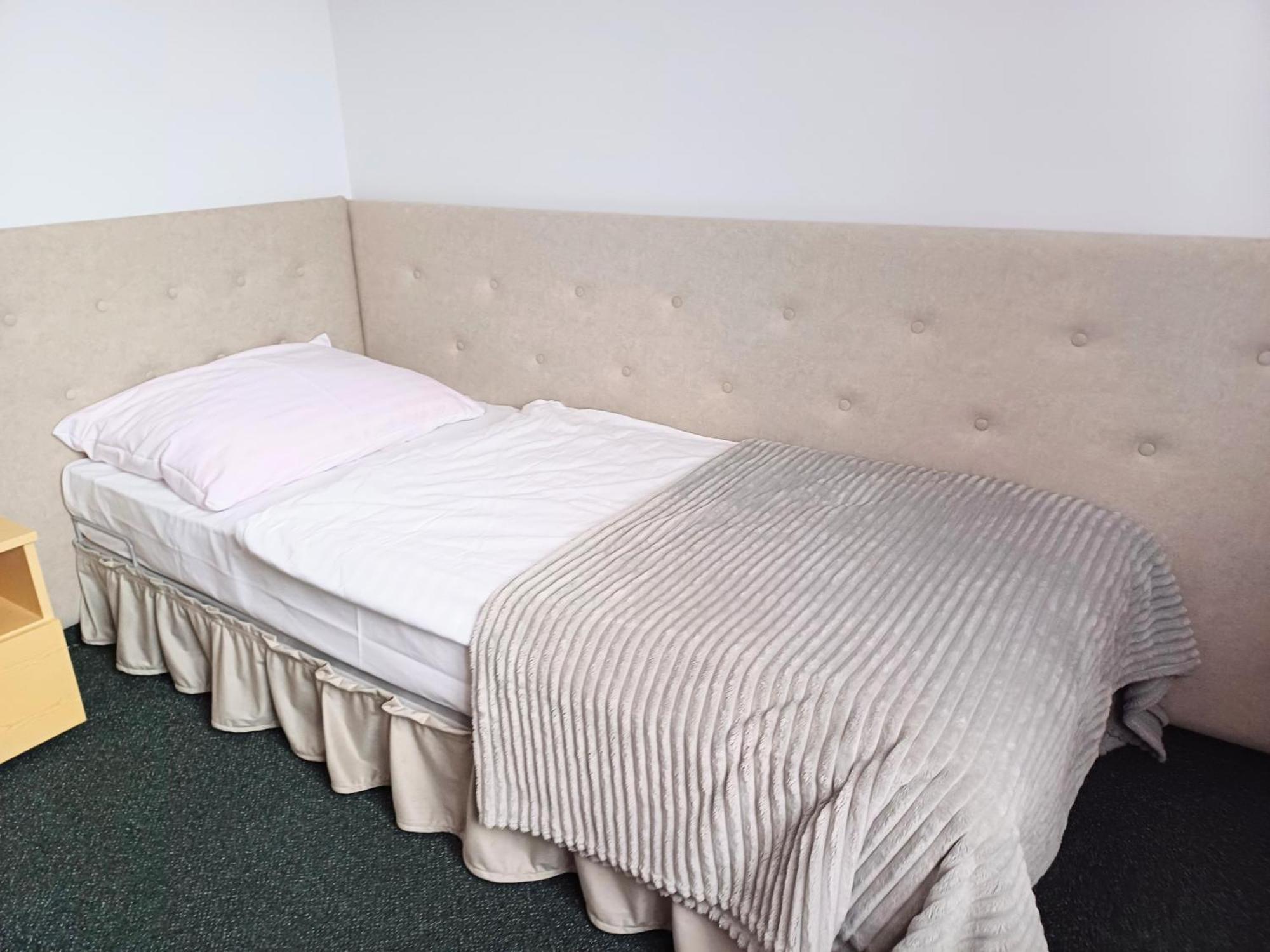 Hotel I Restauracja Borowianka Ostrów Wielkopolski 外观 照片